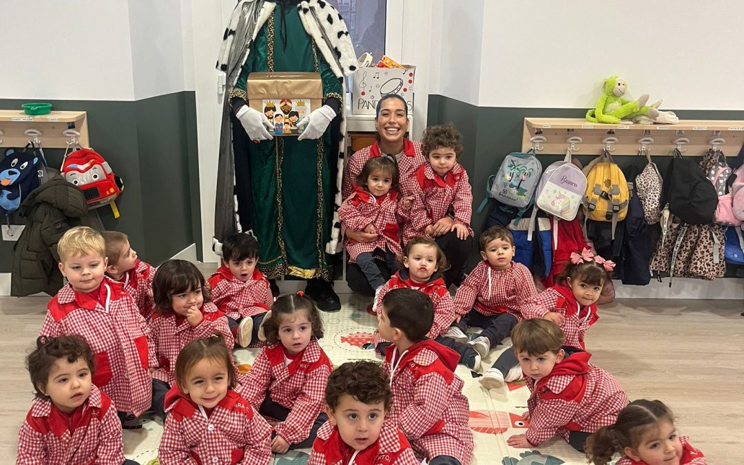 VISITA DEL PAJE REAL A NUESTRO COLEGIO